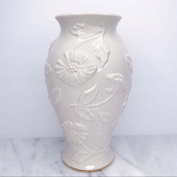 Lenox Accents Lenoxporcelainraised Poppy Design Vase Poshmark